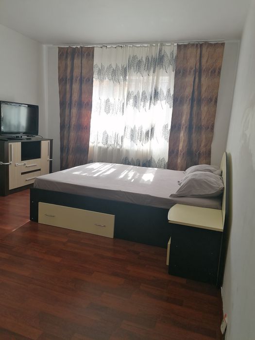 Închiriez apartament 2 camere