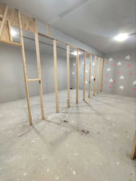 Паркентский цоколь в новостройке 308 м² 2 входа 1-линия вдоль дороги