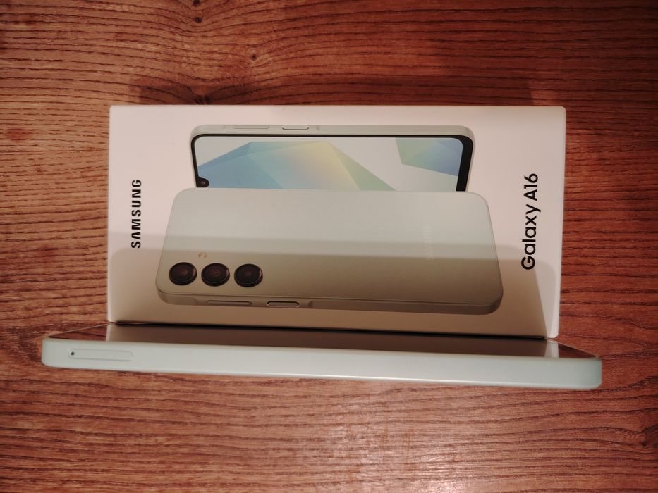 Телефон Samsung A 16