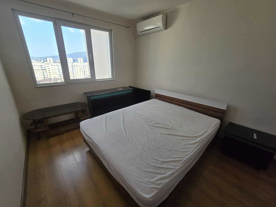 Дава се под наем Тристаен апартамент в София, Красно село - 120 кв.м за 820 € - Снимка #10