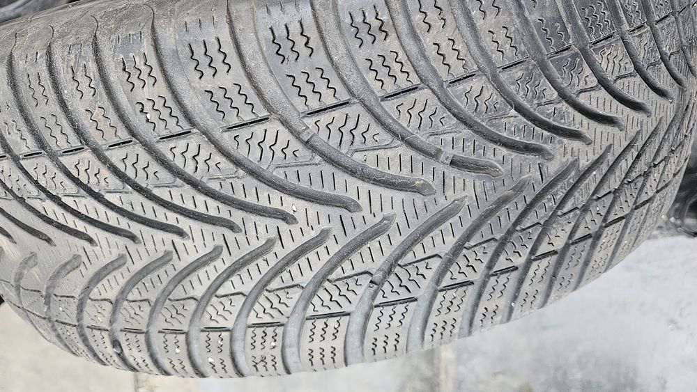 2бр гуми 205 55 16 дот 19 аполо