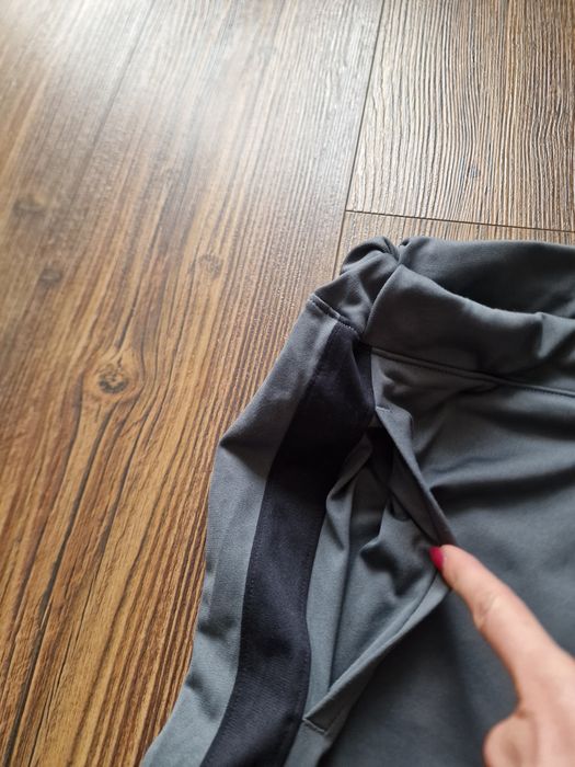 Страхотно мъжко спортно долнище  UNDER ARMOUR размер  L