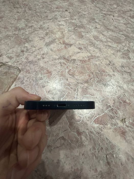 Продам iPhone 14