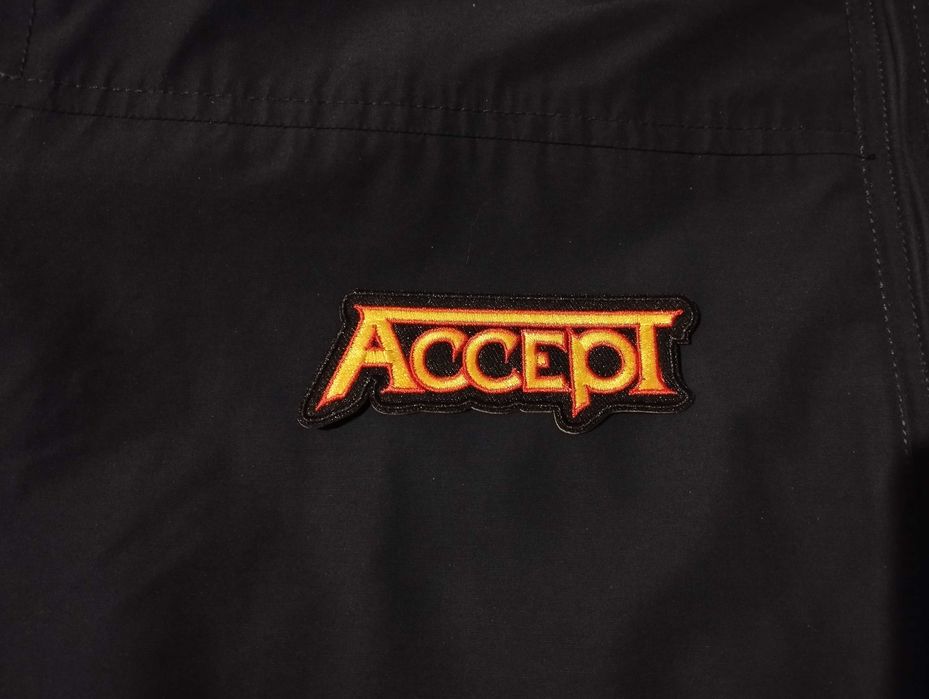 Стари нашивки на рок и метъл групи