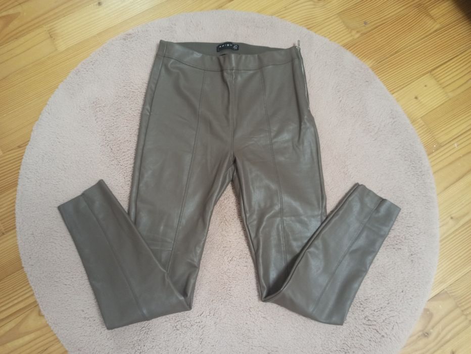 Pantaloni piele M
