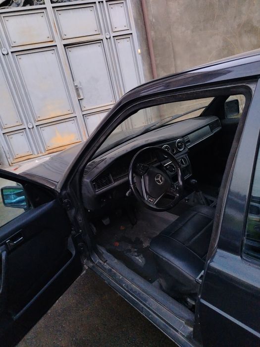 Продаются mercedes-benz 190