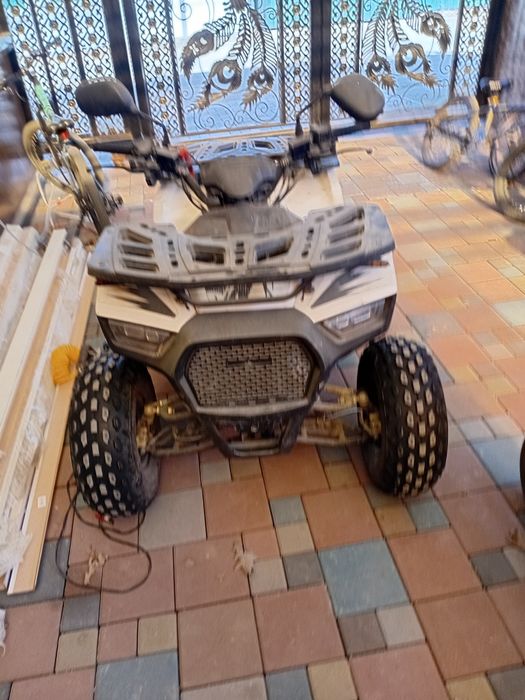 Продам квадроцикл 125 кубов