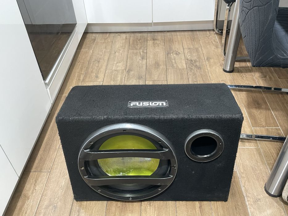 Subwoofer Auto Activ Fusion CS-AW1120 (12", 360W) - Stare Perfectă!