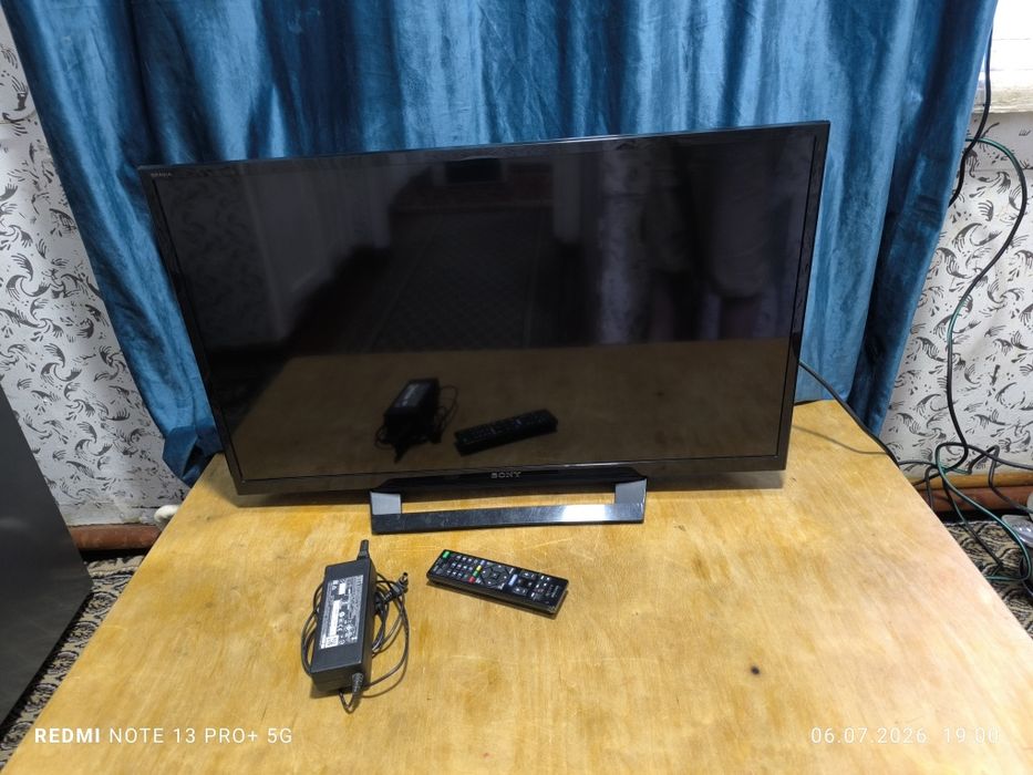 Продаётся оригинал телевизор sony bravia Япония 32 диагональ не smart
