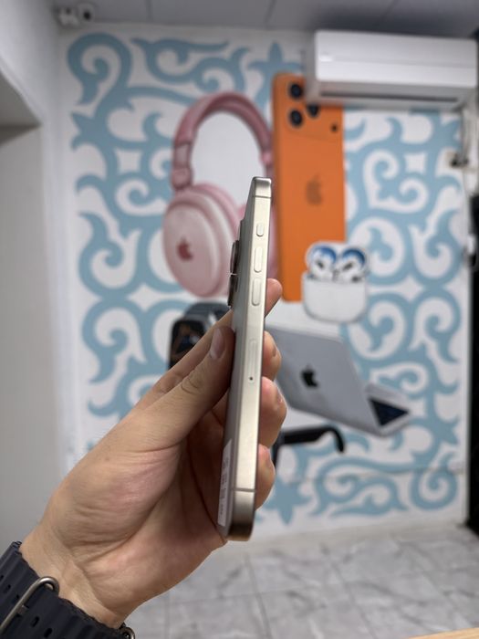iPhone 15 Pro 256Gb