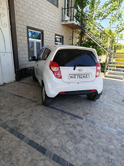 Спарк машинаси сотилади