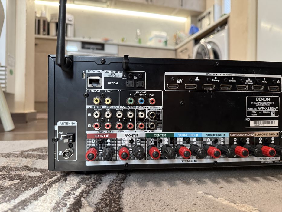 Denon AVR-X2200w Bluetooth Wi Fi