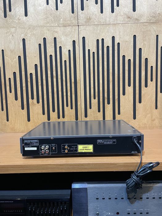 Cd player marantz cd1020 panou frontal motorizat