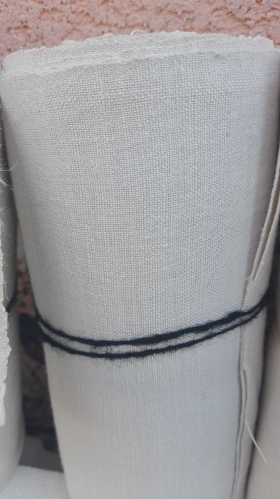 Pânză din in țesută în stative