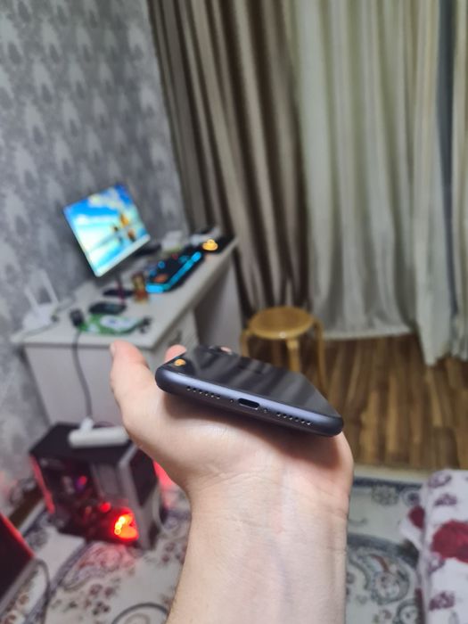 Айфон 11 память 64 Ёмкость 80