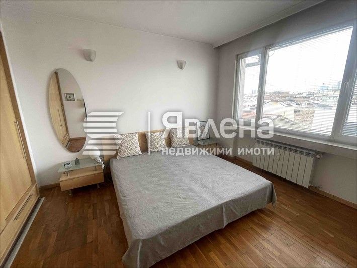 Дава се под наем Двустаен апартамент в София, Център - 81 кв.м за 800 € - Снимка #3