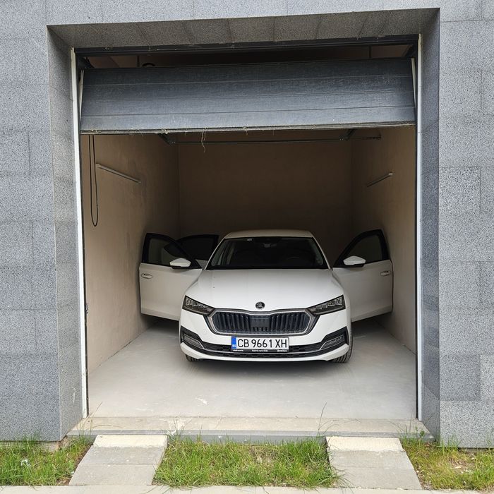 Дава се под наем Гараж / Паркомясто в София, Връбница 2 - 25 кв.м за 177.99 € - Снимка #1