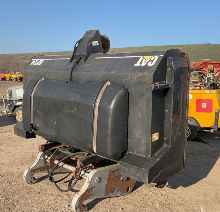 Maturatoare Caterpillar BP24 buldoexcavator telescopic alt utilaj