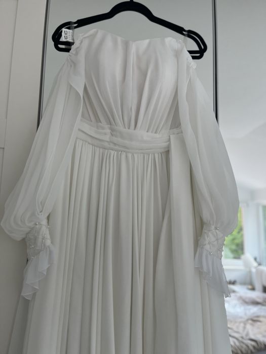 Rochie mireasa alba superba