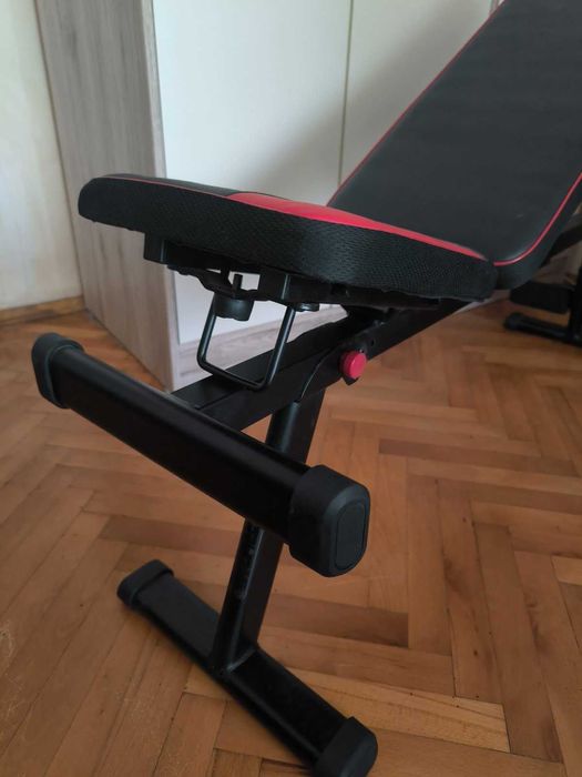 Сгъваема и  регулируема фитнес лежанка Domyos bench 500