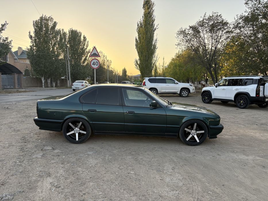 Продается BMW E34 525