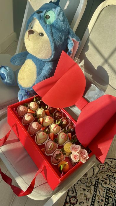 клубника в шоколаде шок цена 13500