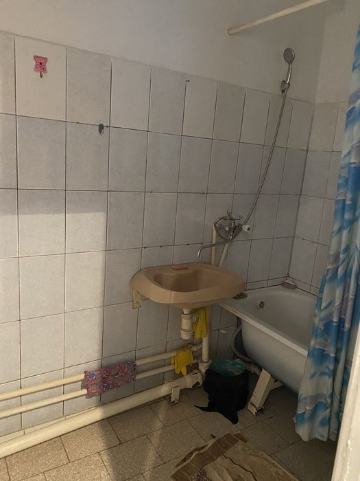 2 хонали квартира сотилади.