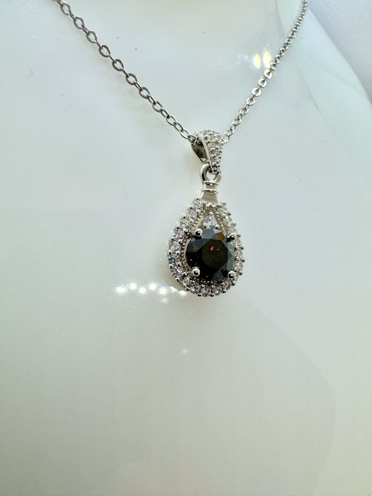 Сребърно колие с мойсанит (диамант) 1 карат