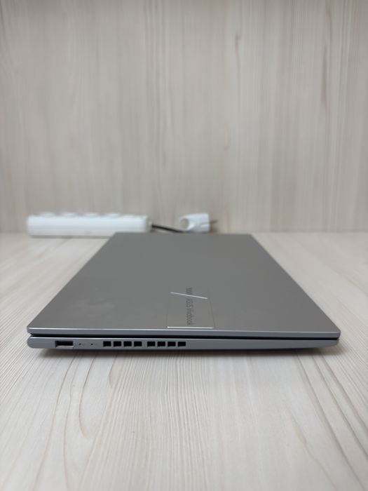 Asus Vivobook Oled