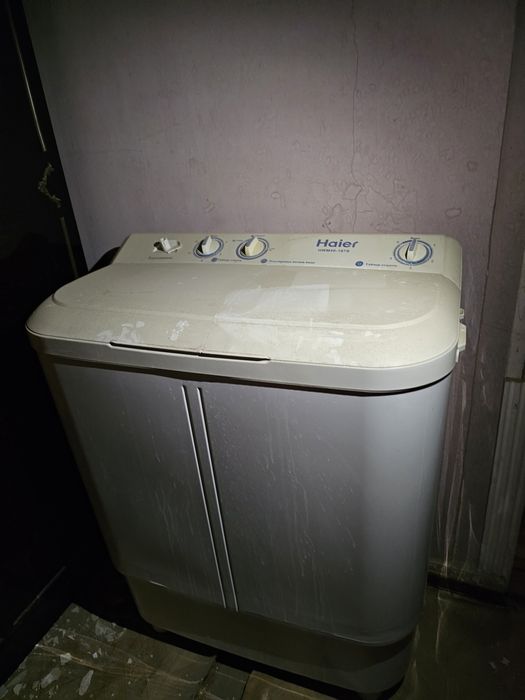 Продаётся стиральная машинка полуавтомат.