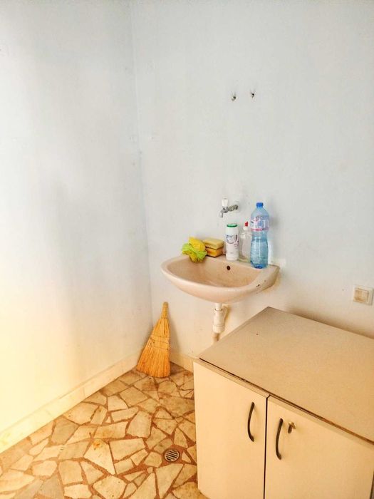 Дава се под наем Офис в Асеновград - 30 кв.м за 255 € - Снимка #2