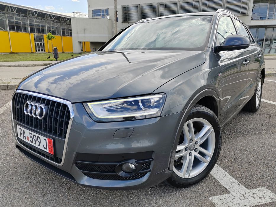 Audi Q3 quatro 2.0diesel 177CP E5 Fab. 2014 Navigatie/Alcantara/Xenon/Led/Climatronic Model Sline/226km Istoric complet/ Computer de bord/Senzori parc