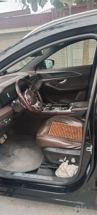 Jetour x90 plus sotiladi