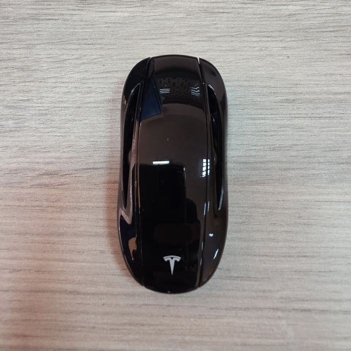 Кутийка за ключ за Tesla Model X