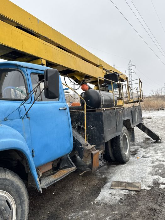 Продается Автовышка Зил