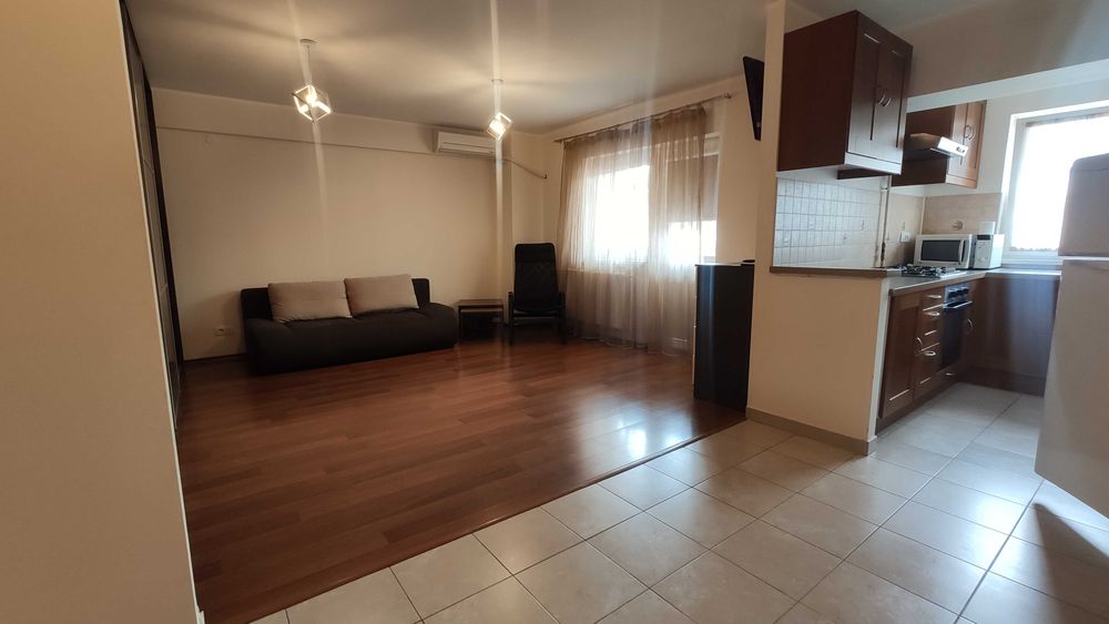 Inchiriere Garsoniera 41 mp - Vitan Barzesti - A/C, centrala proprie