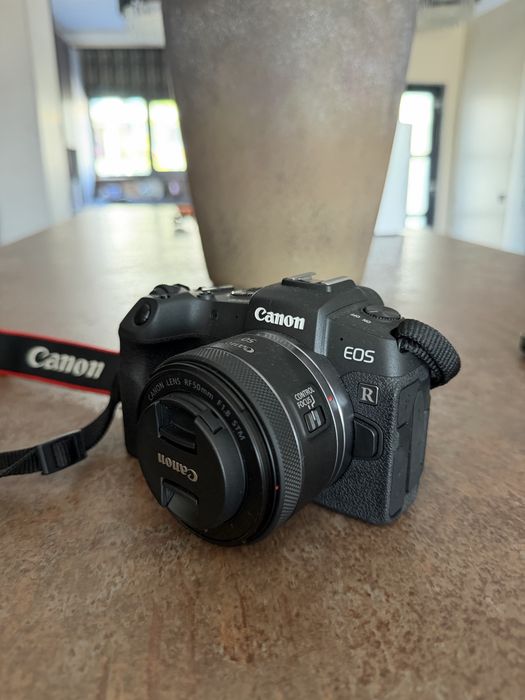 Canon Eos RP + 50mm 1.8 STM + gimbal