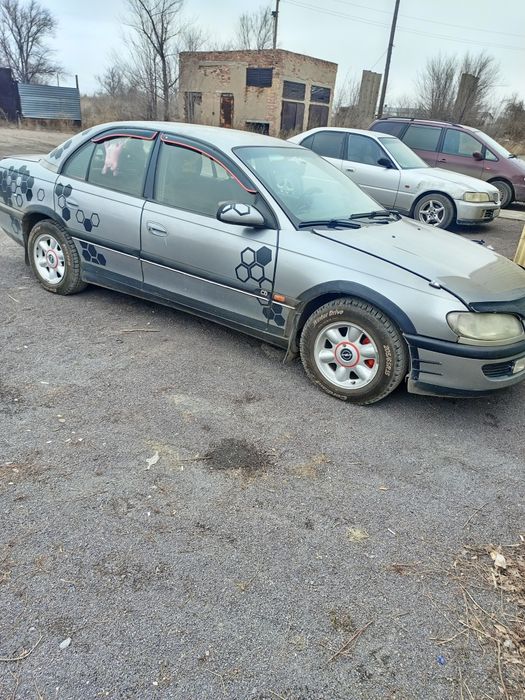 Опель омега Б 1994г.в