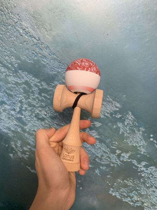 Vand kendama lotus  atiskid full setup