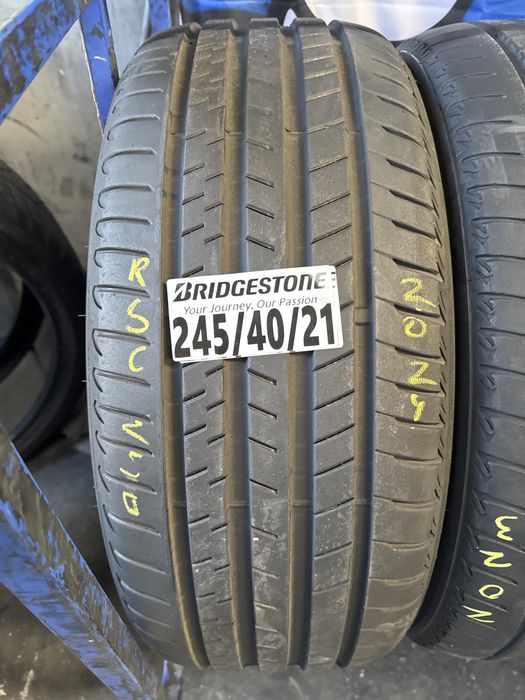 245/40/21 Bridgestone RSC