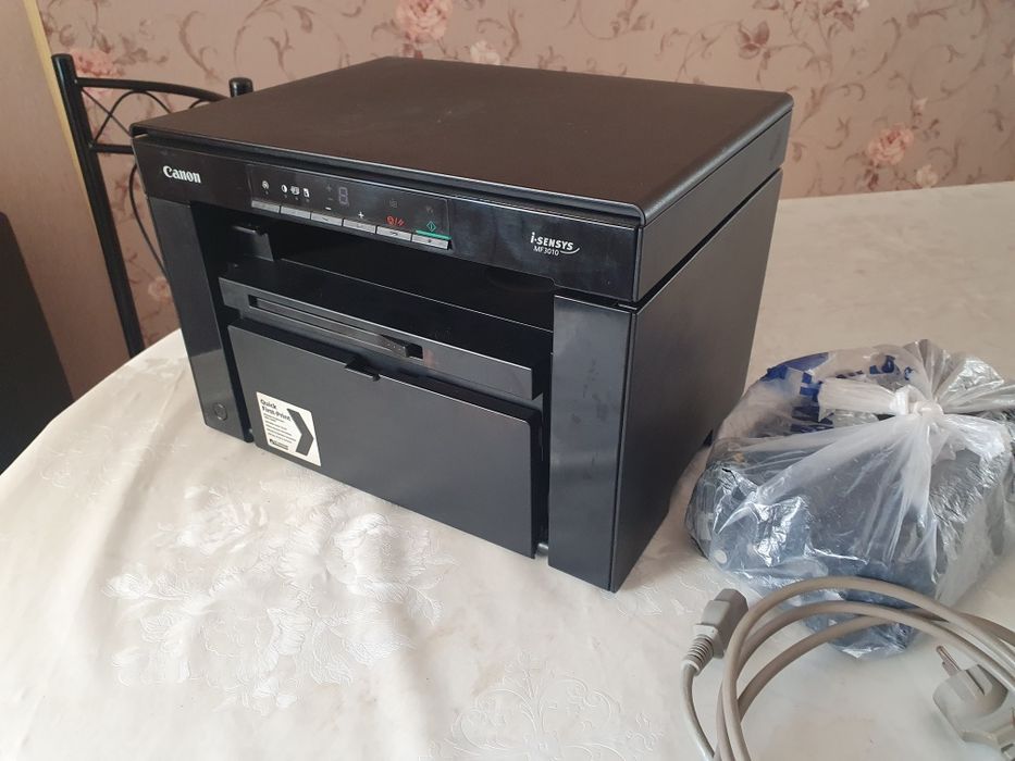 Продам МФУ canon mf3010