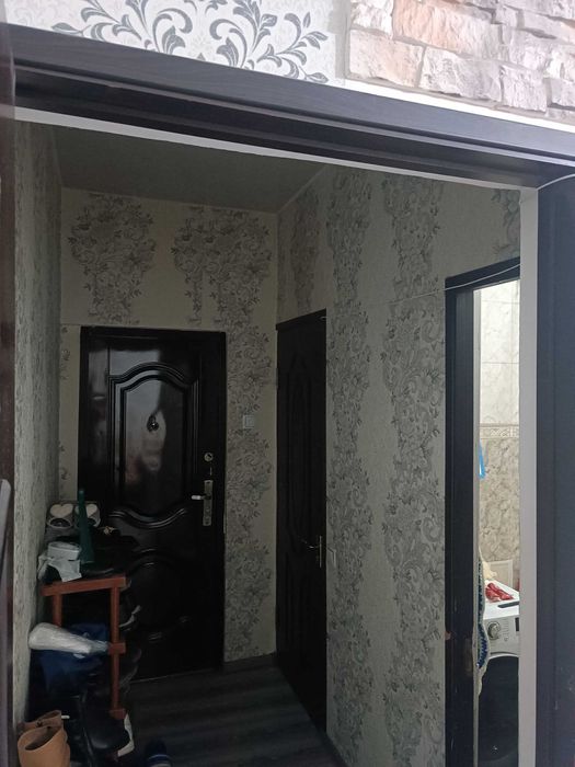 Квартира массив Феруза 2 комнатная свой