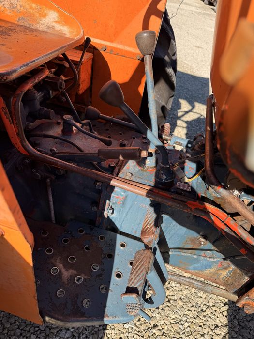 Tractor Fiat 640 in 4 pistone de 64 cp