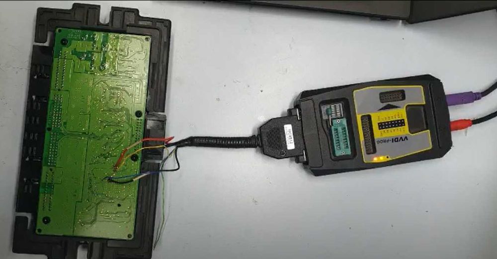 Repar FRM3 bmw Modul lumini e90 e92 e93 e87 x1 x5 x6