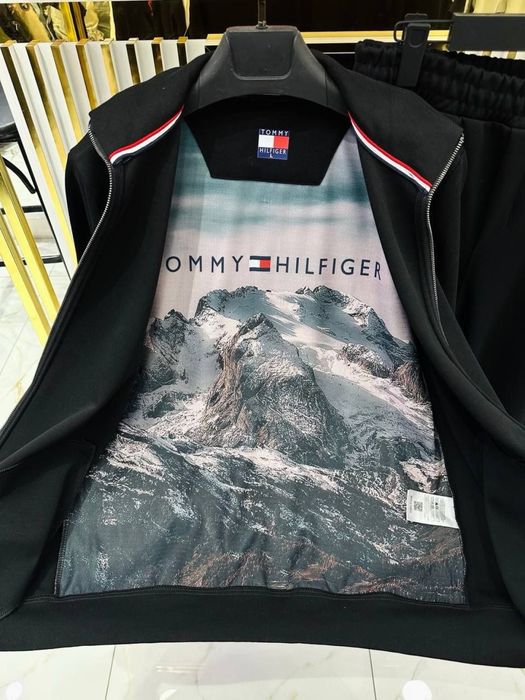 Мъжки екип Tommy Hilfiger с цип - тъмносин