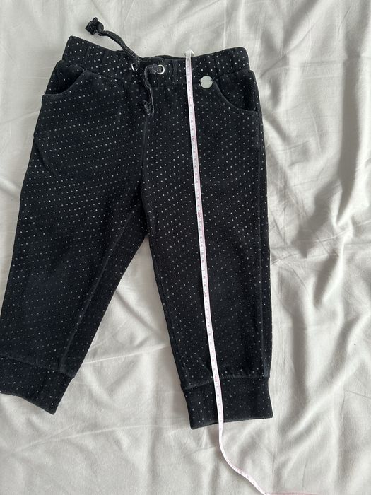 Lot 2 pulovere si 2 pantaloni fetite 86 cm, 12-18 luni
