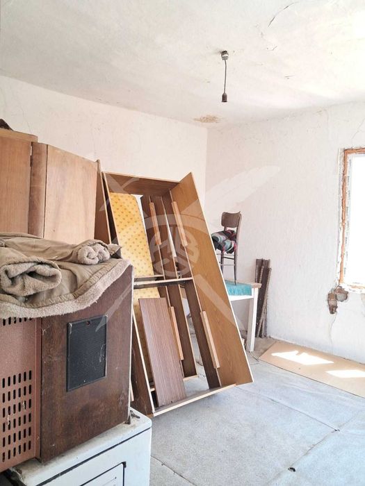 Продава се Къща в Карнобат - 80 кв.м за 250 €/кв.м - Снимка #2