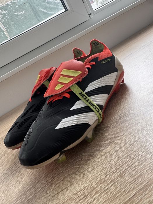 Футболни убувки Addidas predators football elite shoes