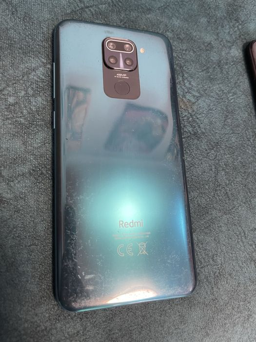 Продам телелфон срочно