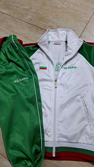 Екипи на България 146 и 152